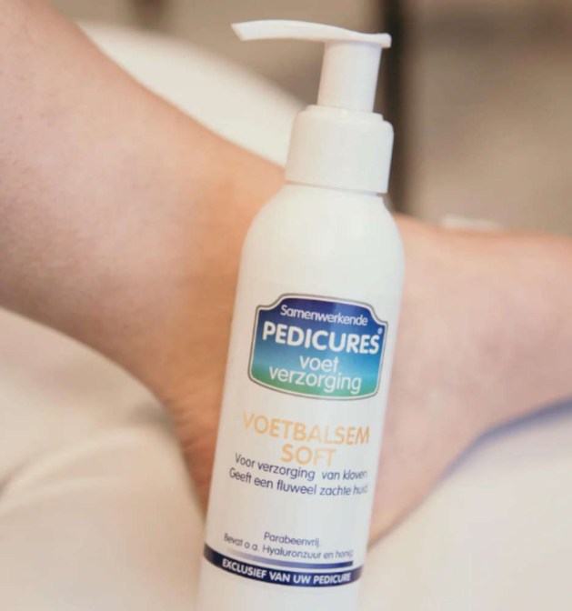 Voetbalsem soft van samenwerkende pedicures